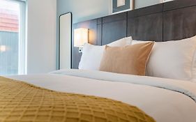 Kensington Place Apartments