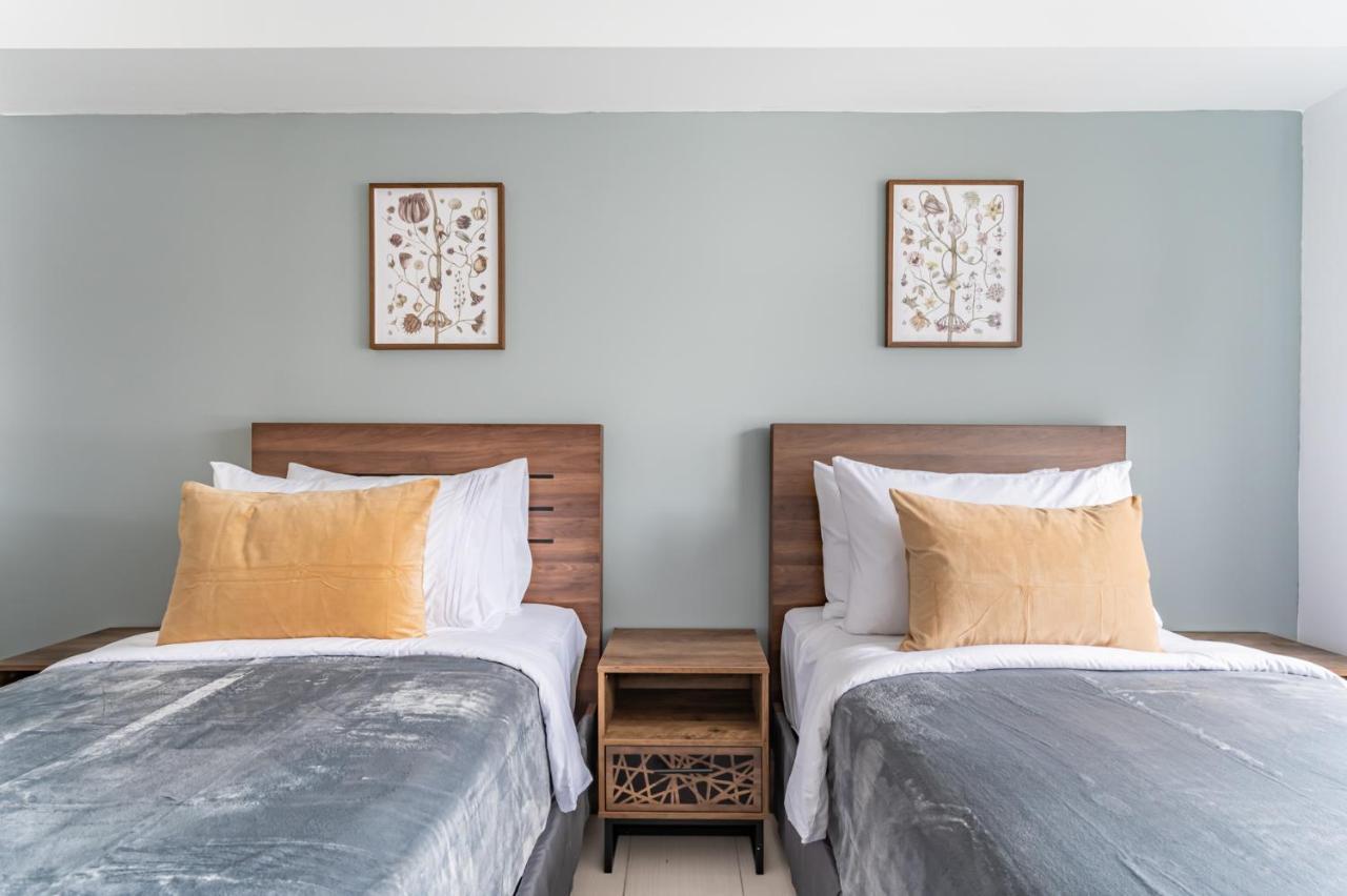 Kensington Place Apartments Toronto Extérieur photo